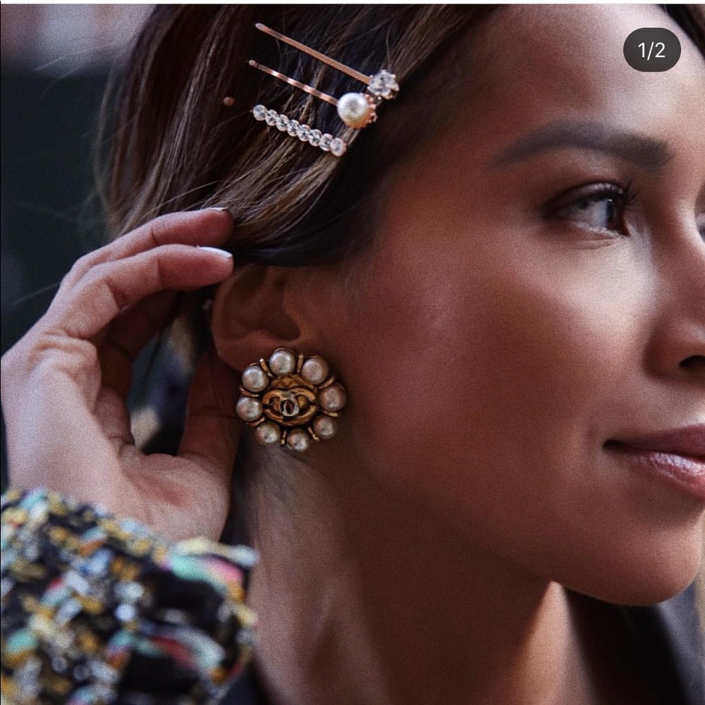 Sincerely Jules by Scunci Crystal barrettes